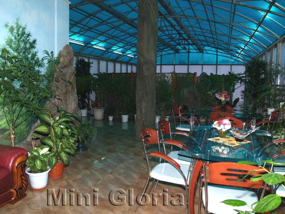 Gloria Mini-Hotel Chişinău Esterno foto