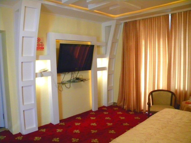 Gloria Mini-Hotel Chişinău Esterno foto