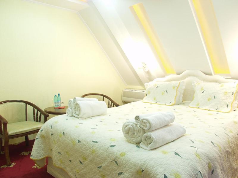 Gloria Mini-Hotel Chişinău Esterno foto