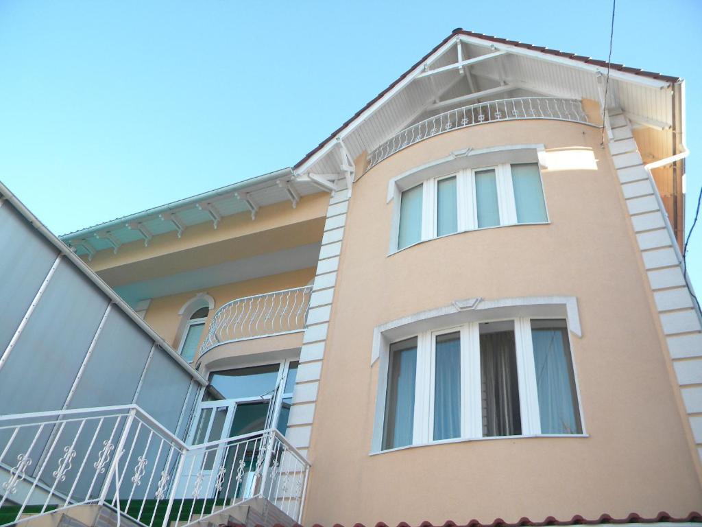 Gloria Mini-Hotel Chişinău Esterno foto